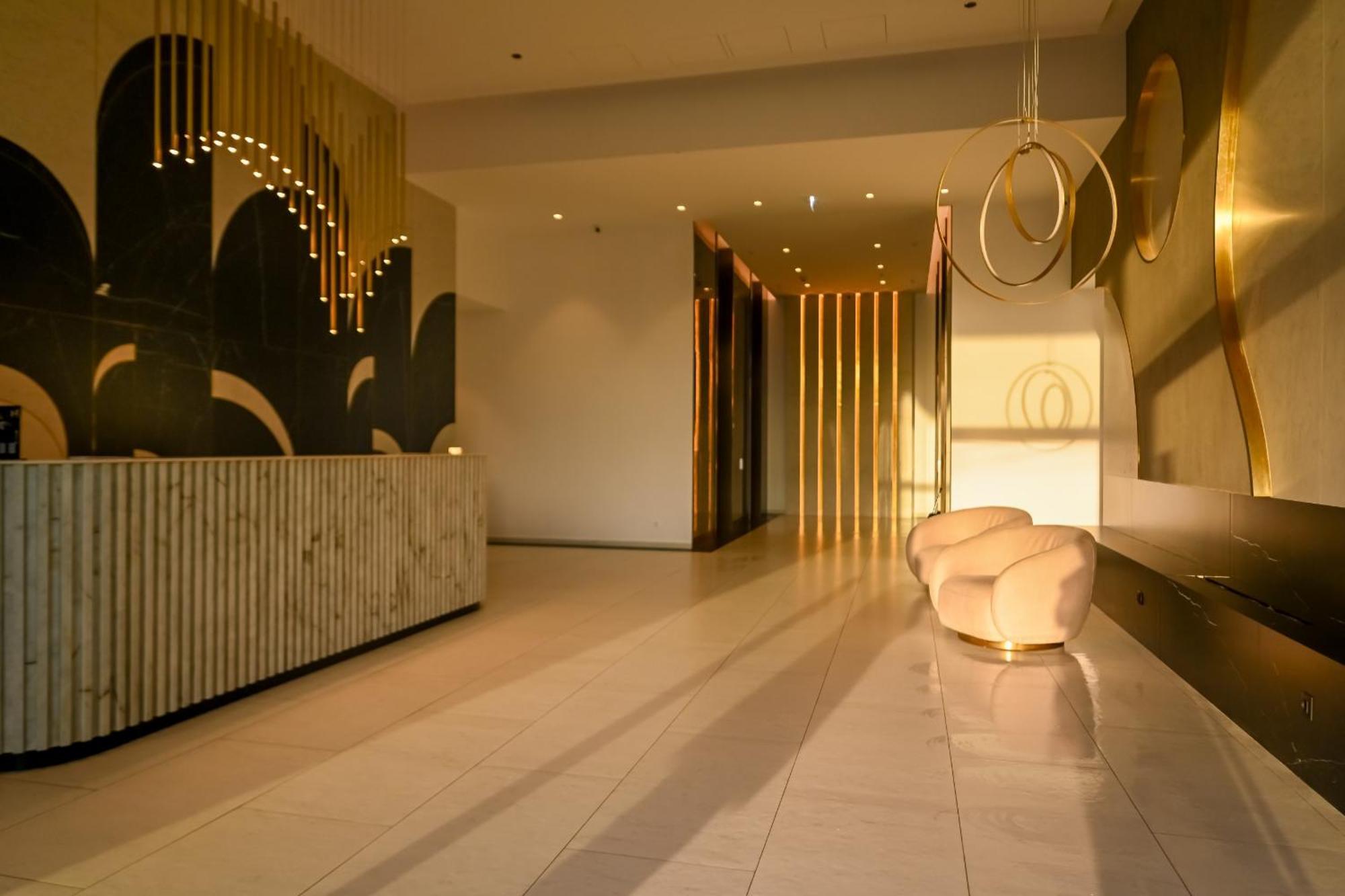 One Verdi Park Exclusive Apartments - Panoramic View & Private Parking บูคาเรสต์ ภายนอก รูปภาพ
