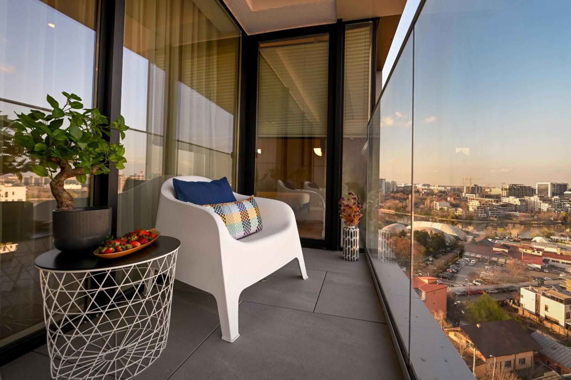 One Verdi Park Exclusive Apartments - Panoramic View & Private Parking บูคาเรสต์ ห้อง รูปภาพ